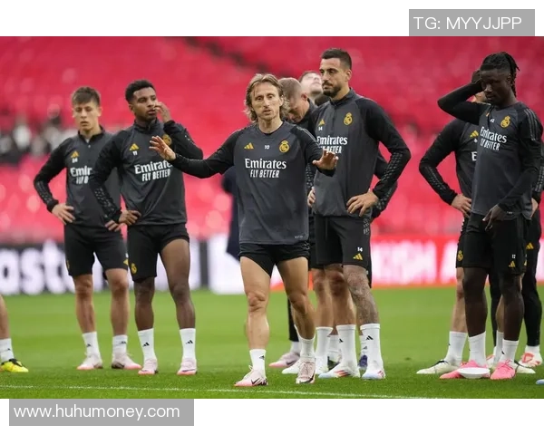 法国足球队巨星领衔夺冠之路 盘点球场传奇与未来梦想 法国足球队巨星领衔夺冠之路 盘点球场传奇与未来梦想