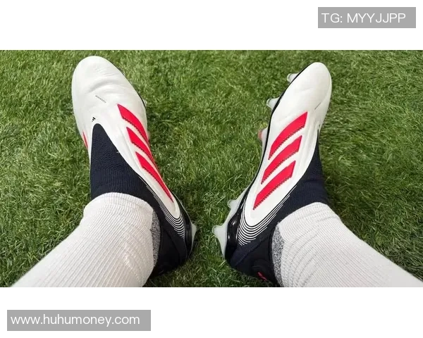 球星足下经典阿迪足球鞋回顾 展现传奇与创新的完美融合 球星足下经典阿迪足球鞋回顾 展现传奇与创新的完美融合