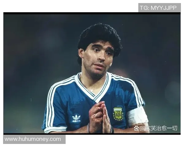 足球历史上最具魅力与技术的球星盘点与评选 足球历史上最具魅力与技术的球星盘点与评选